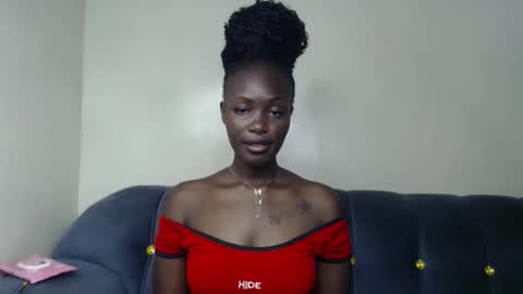 reina_lexi online show from May 2026 11:44:01 PM