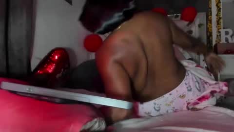 Reina online show from February 2025 06:54:01 AM