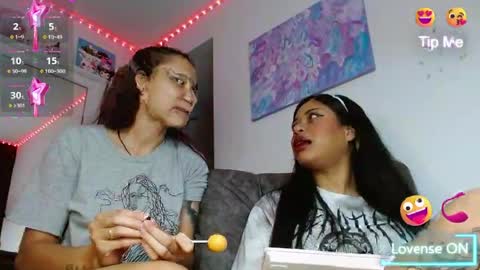 reina_reina online show from June 2026 02:06:01 AM