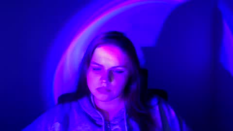 Reina online show from December 2025 06:32:02 AM