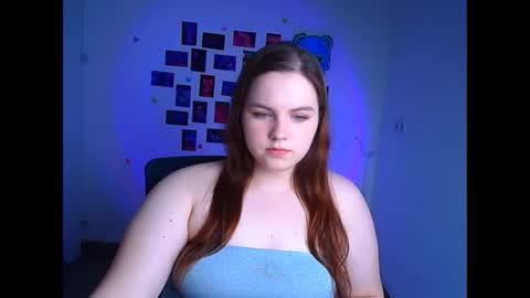 Reina online show from April 2026 05:27:02 AM