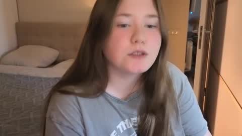 Ann OF - remirann21 online show from October 2025 03:01:01 PM