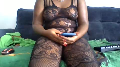 Remmy luna online show from June 2026 11:45:01 AM