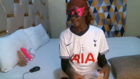 remmyqueen online show from May 2026 07:26:02 AM