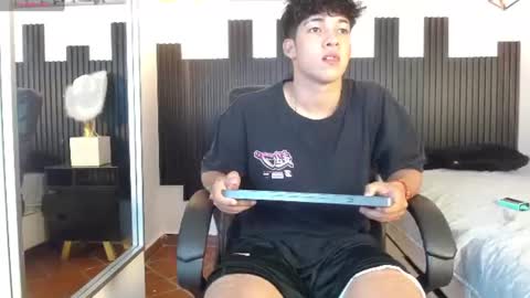 REN online show from July 2026 03:20:02 AM