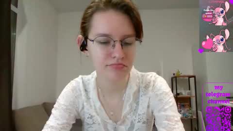 Snapshot of renaeblaski chatting on March 2026 05:13:02 PM Claire online show from March 2026 05:13:02 PM