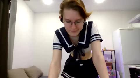 Snapshot of renaeblaski chatting on March 2026 05:25:01 PM Claire online show from March 2026 05:25:01 PM