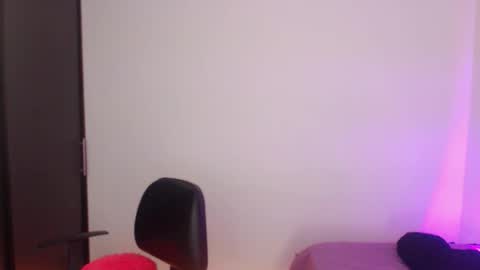    online show from October 2025 04:02:02 AM