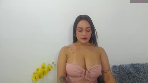 renatabrownn28 online show from June 2026 03:39:02 AM