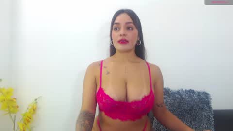 renatabrownn28 online show from July 2026 03:35:02 AM