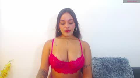 renatabrownn28 online show from July 2026 10:49:02 PM