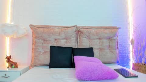 Renata online show from December 2025 05:59:01 AM