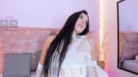 Snapshot of renatajhonson chatting on June 2026 10:19:02 PM Renata online show from June 2026 10:19:02 PM