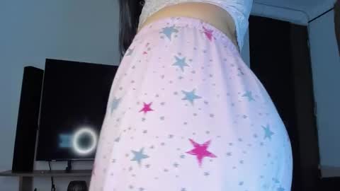 Snapshot of renatajones7 chatting on October 2025 03:43:01 AM Renata online show from October 2025 03:43:01 AM