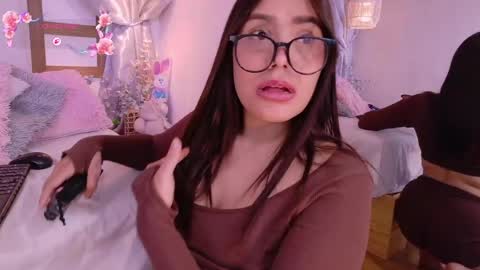 renataleclair online show from May 2026 04:56:02 PM