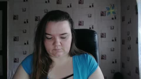 renataoia online show from January 2025 12:52:01 PM