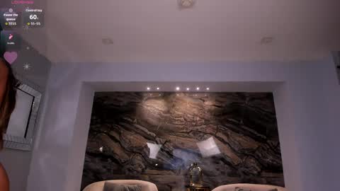 Renata Reyes online show from March 2026 11:25:01 AM