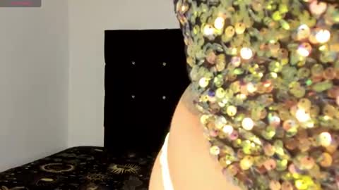renatawilsom online show from July 2026 02:19:01 PM