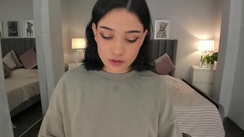 Renee Shelby online show from February 2025 12:16:01 AM