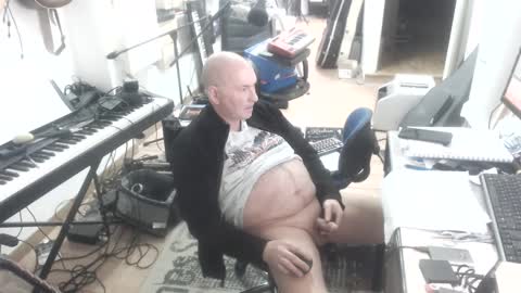 Snapshot of renefr chatting on December 2024 05:33:01 PM renefr online show from December 2024 05:33:01 PM