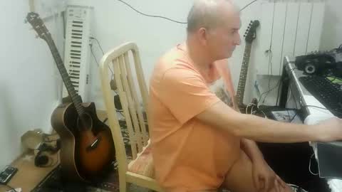 Snapshot of renefr chatting on January 2026 11:30:02 PM renefr online show from January 2026 11:30:02 PM