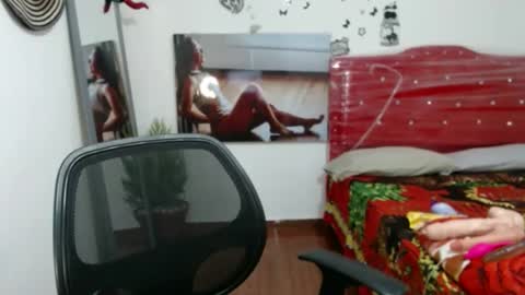 Snapshot of renesmee_tanner chatting on January 2025 04:39:01 AM renesmee tanner online show from January 2025 04:39:01 AM