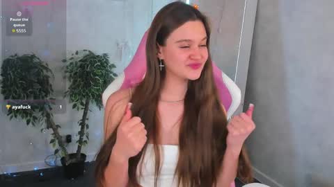 Renesmy online show from May 2026 01:57:16 AM