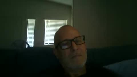 Snapshot of renewaz chatting on February 2026 07:55:02 PM Renewaz online show from February 2026 07:55:02 PM