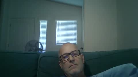 Snapshot of renewaz chatting on February 2026 07:34:02 PM Renewaz online show from February 2026 07:34:02 PM