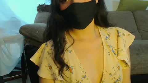 reni_tendress online show from October 2025 04:16:02 PM