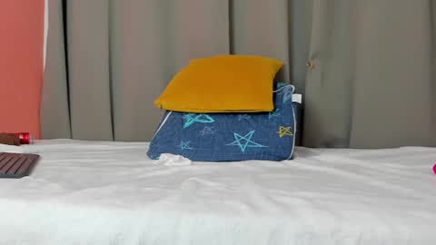 Snapshot of rennatta_sx chatting on January 2025 01:32:01 PM Renata online show from January 2025 01:32:01 PM