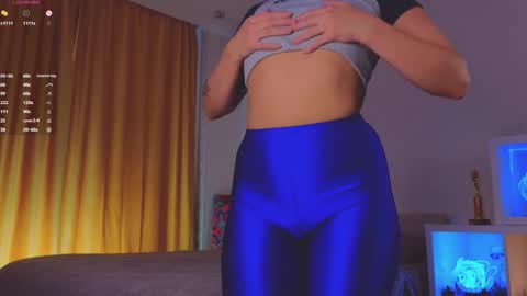 renochka online show from September 2025 01:11:02 PM