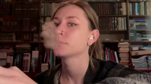 Rie online show from April 2026 02:55:02 PM