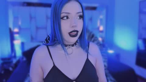 Snapshot of revenmiller_ chatting on February 2026 07:40:01 PM Reven online show from February 2026 07:40:01 PM