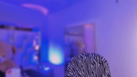 Snapshot of revenmiller_ chatting on February 2026 07:21:01 PM Reven online show from February 2026 07:21:01 PM