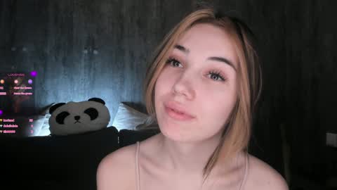 Snapshot of rexannebulson chatting on December 2024 04:21:01 AM Elin online show from December 2024 04:21:01 AM