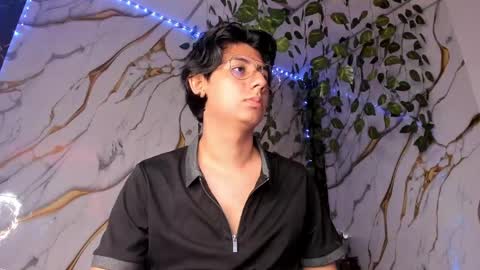 reylatino24 online show from May 2026 05:10:02 PM