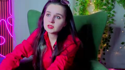 reynaedge online show from July 2026 08:08:01 PM