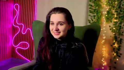 reynaedge online show from July 2026 08:48:02 PM
