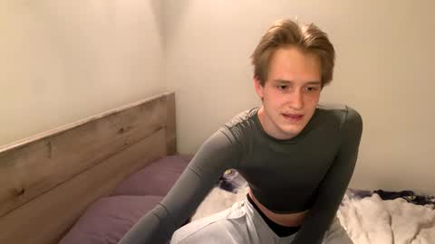 Lola online show from May 2026 06:09:01 PM