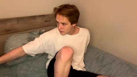 Lola online show from June 2026 07:50:01 PM