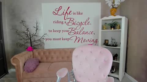   online show from October 2025 04:24:02 PM