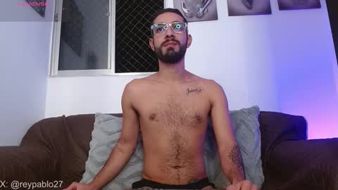 Snapshot of reypablo1 chatting on December 2025 01:43:02 AM REY PABLO Independent online show from December 2025 01:43:02 AM