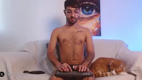 Snapshot of reypablo1 chatting on March 2026 09:54:02 PM REY PABLO Independent online show from March 2026 09:54:02 PM