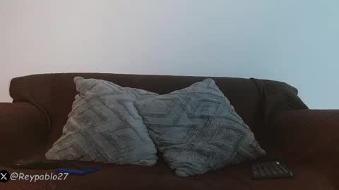 Snapshot of reypablo1 chatting on April 2026 11:54:02 AM REY PABLO Independent online show from April 2026 11:54:02 AM