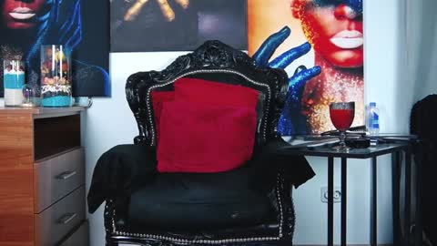 Snapshot of rheadespot chatting on January 2025 11:00:01 PM Rhea online show from January 2025 11:00:01 PM