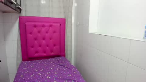 riaha_18_ online show from July 2026 03:17:01 PM