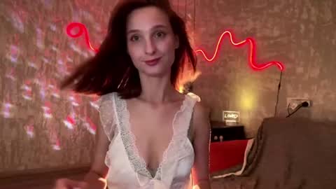 riana_razz online show from June 2026 08:19:01 AM