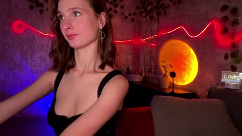 riana_razz online show from July 2026 03:36:02 PM