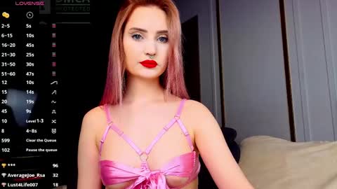 Ria Woods online show from May 2026 07:31:01 PM
